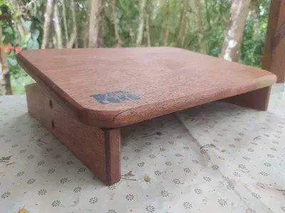 Apoio Ergonômico para os Pés | Cedro Rosa