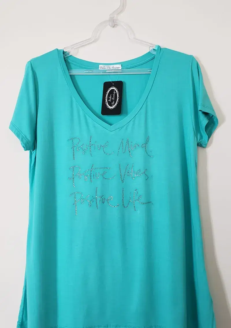 Blusa Boas Energias com estampa em Cristais.