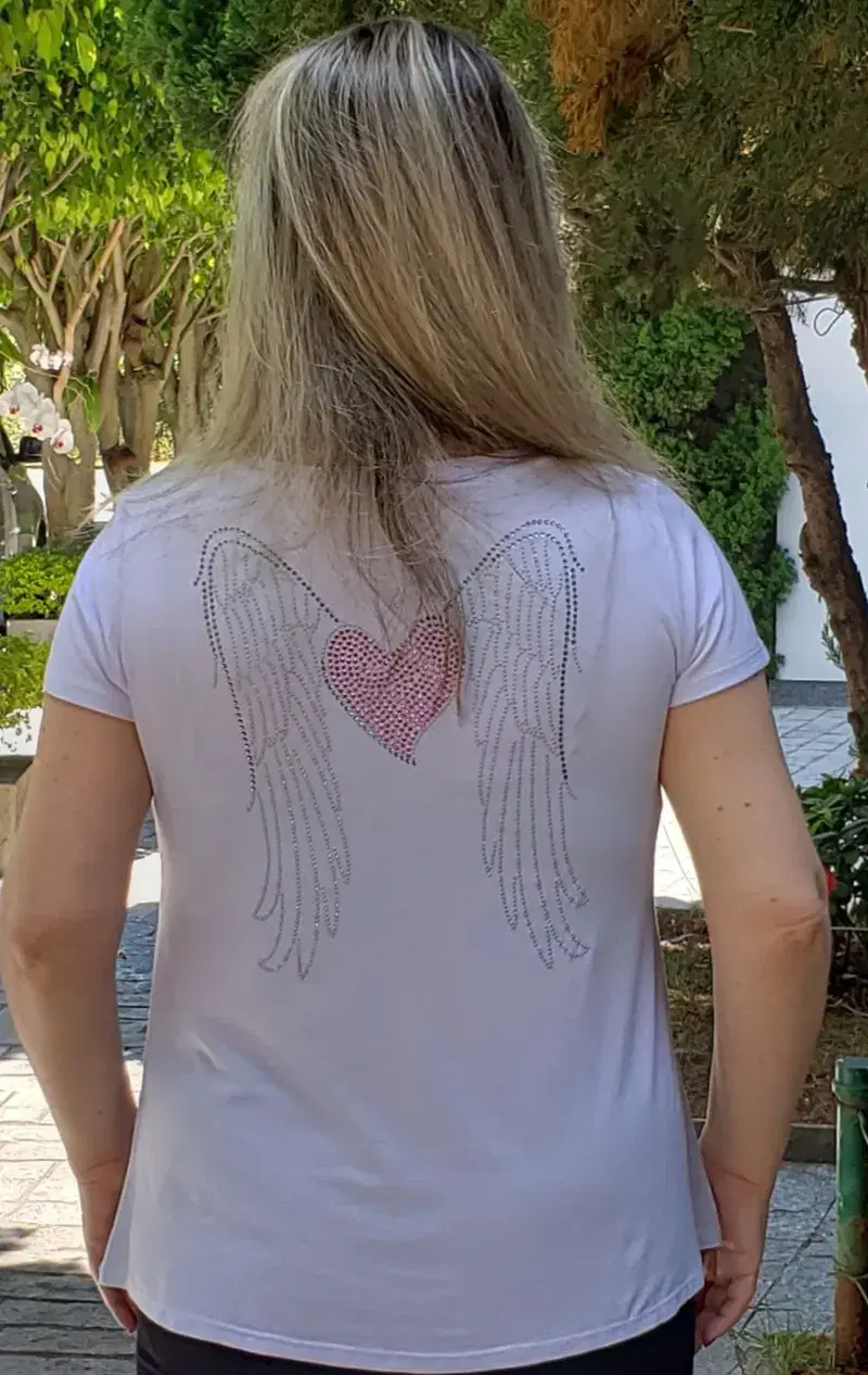 Blusa Asas Coração com linda estampa em Cristais