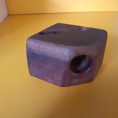 Suporte para celular com amplificador natural de som