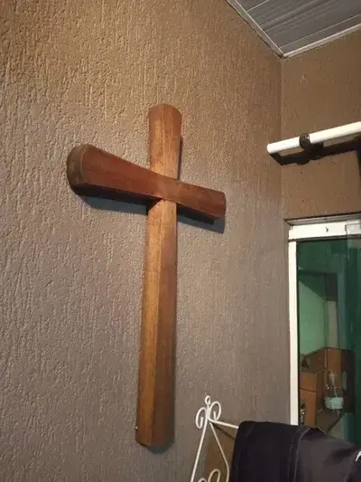 Crucifixo Imbuía