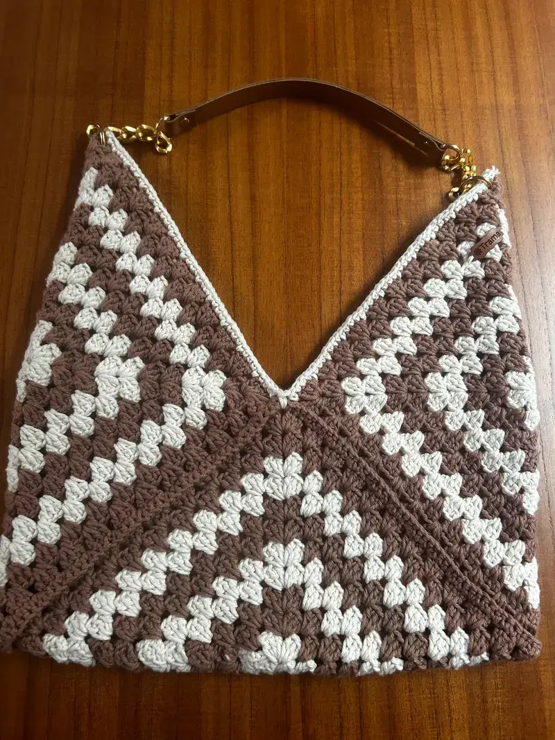 Bolsa Lari
