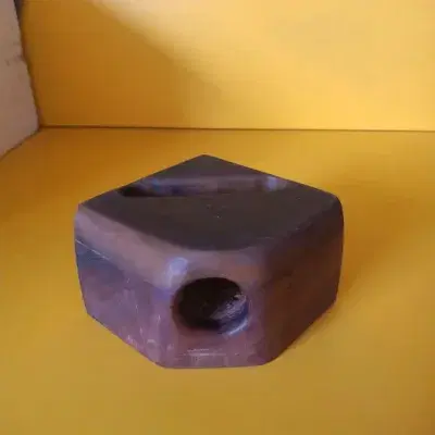 Suporte para celular com amplificador natural de som